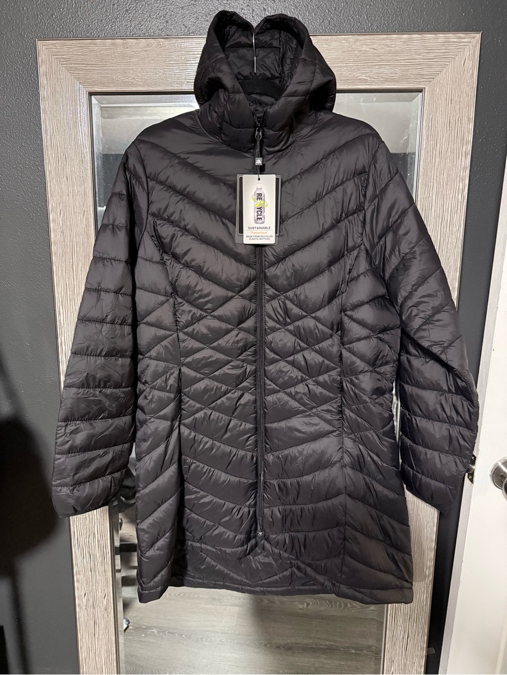 Long Black Puffer Coat with Hoodie Packable Winter Snow Ski Travel Jacket